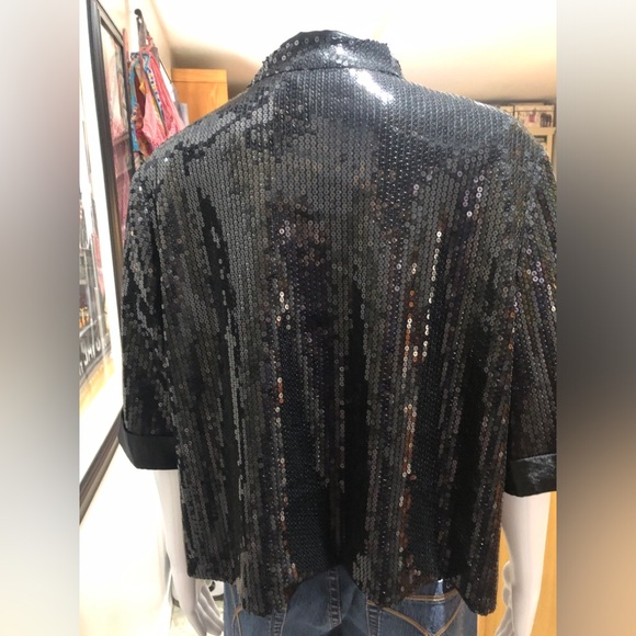 Black Sequin Draped Open-Front Jacket
Vintage, EUC
Jessica (Sears)
Size 18 - Picture 4 of 8